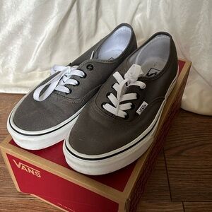 Women’s vans